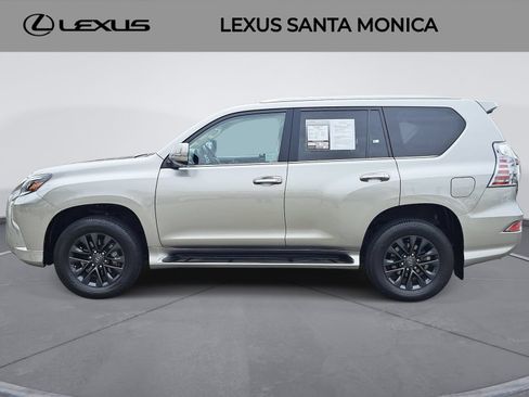 Used 2023 Lexus GX 460 Premium w/ Premium Package AWD/4WD image 8