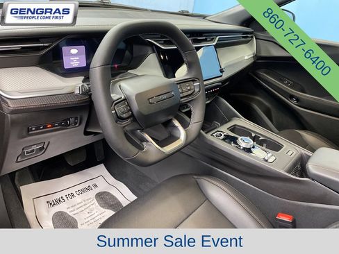 Used 2026 Jeep Cherokee Limited AWD/4WD image 12