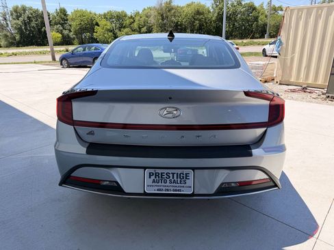 Used 2021 Hyundai Sonata SE FWD image 5