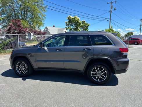 Certified 2021 Jeep Grand Cherokee Limited AWD/4WD image 6