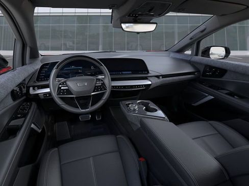 New 2026 Cadillac Optiq Luxury 1 w/ LPO, Floor Liner Package AWD/4WD image 15