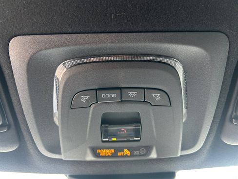 Used 2023 Toyota Corolla SE FWD image 24
