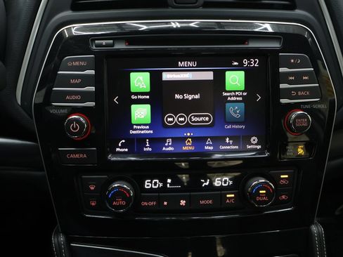Used 2023 Nissan Maxima Platinum w/ Sport Mat Group FWD image 23