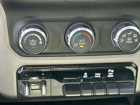 Used 2019 RAM 2500 Tradesman image 26