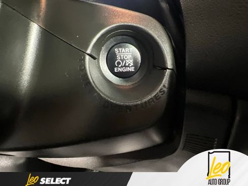 Used 2020 Jeep Renegade Sport w/ UConnect 7.0 Group AWD/4WD image 24