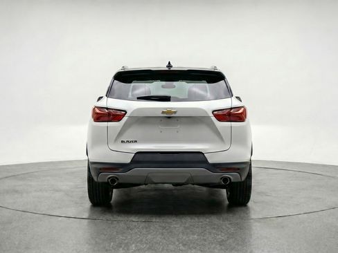 Used 2025 Chevrolet Blazer LT FWD image 7