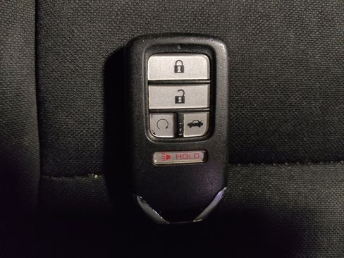 Used 2019 Honda Civic Sport image 32