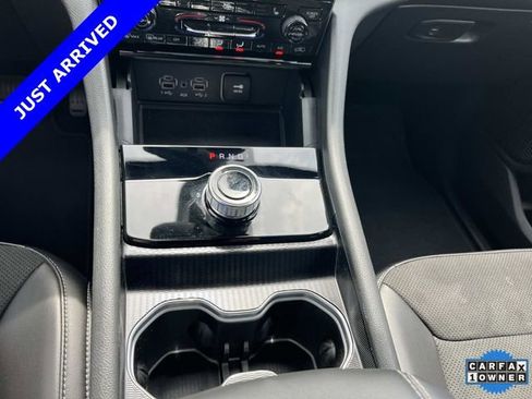 Certified 2024 Jeep Grand Cherokee Altitude AWD/4WD image 35