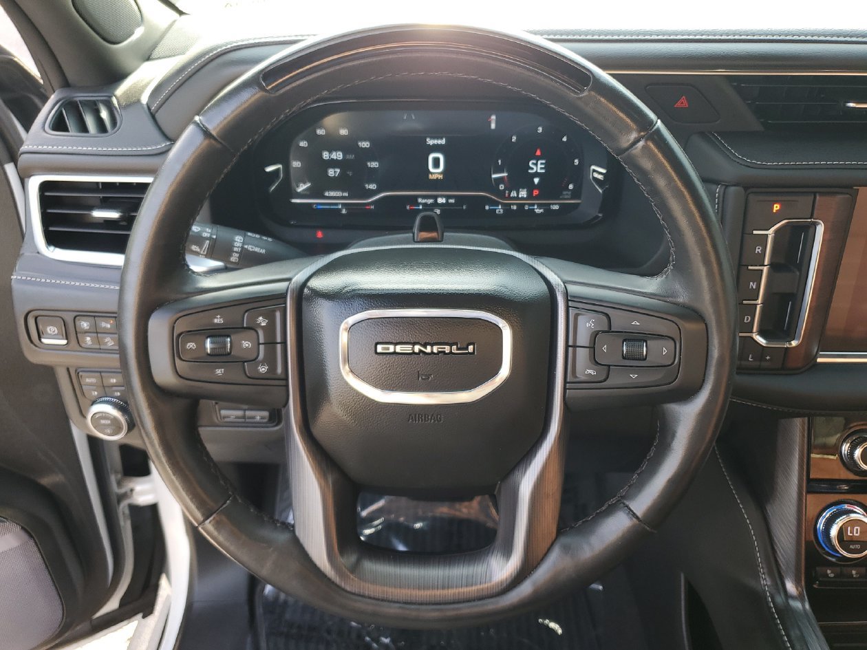 Used 2023 GMC Yukon Denali Ultimate AWD/4WD image 20