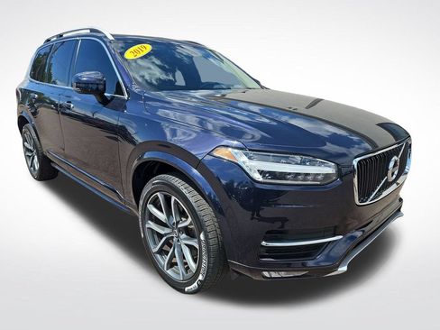 Used 2019 Volvo XC90 T5 Momentum w/ Protection Package Premier FWD image 7