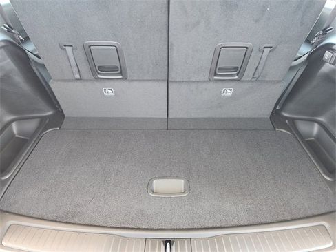 New 2025 Jeep Grand Cherokee L Limited w/ Black Appearance Package image 25