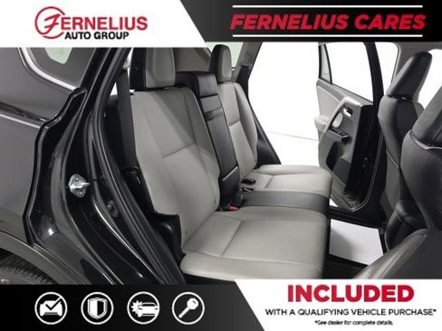 Used 2016 Toyota RAV4 Limited image 21