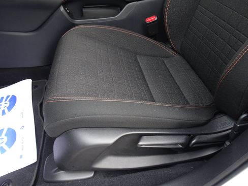 Used 2024 Honda HR-V Sport image 9