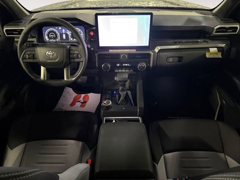 New 2026 Toyota Tacoma TRD Off-Road AWD/4WD image 13