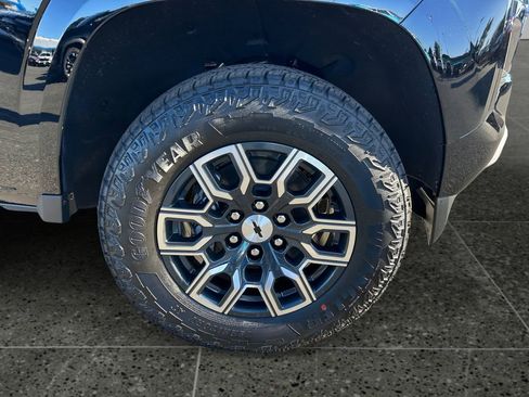 New 2026 Chevrolet Colorado Z71 w/ Technology Package image 9