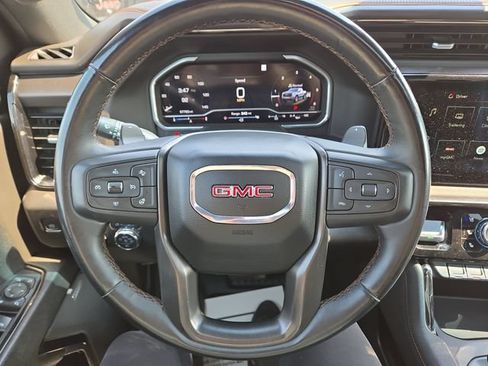 Used 2023 GMC Sierra 1500 AT4 w/ Technology Package AWD/4WD image 18
