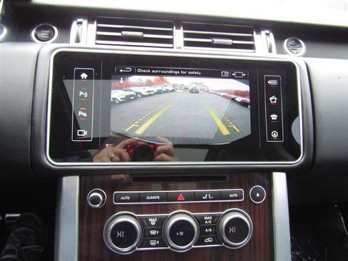 Used 2014 Land Rover Range Rover Supercharged image 22