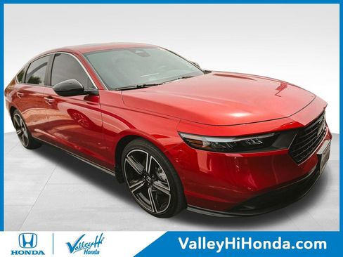 Certified 2025 Honda Accord Sport image 1