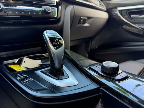 Used 2018 BMW 330i Sedan image 18