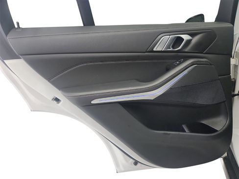 Used 2019 BMW X5 xDrive40i w/ Convenience Package image 24