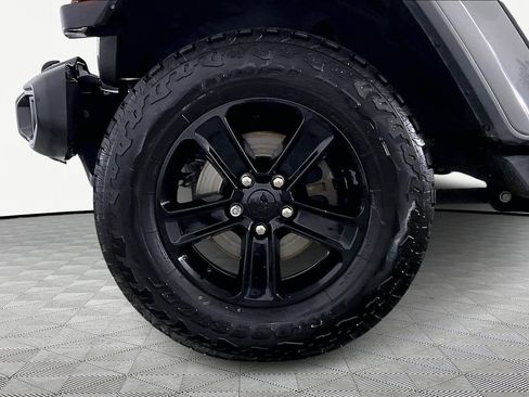 Used 2021 Jeep Wrangler Unlimited Sahara image 12