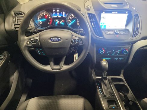 Used 2017 Ford Escape SE w/ Equipment Group 201A FWD image 22