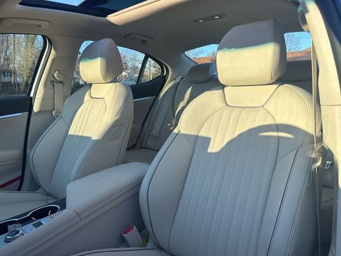 New 2026 Genesis G70 2.5T Prestige image 13