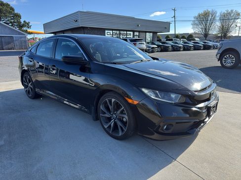 Used 2020 Honda Civic Sport image 3
