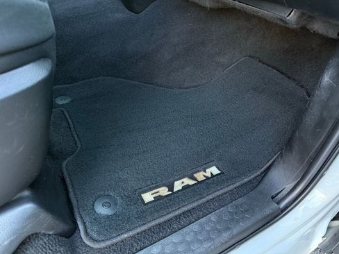 Used 2022 RAM 2500 Big Horn image 27