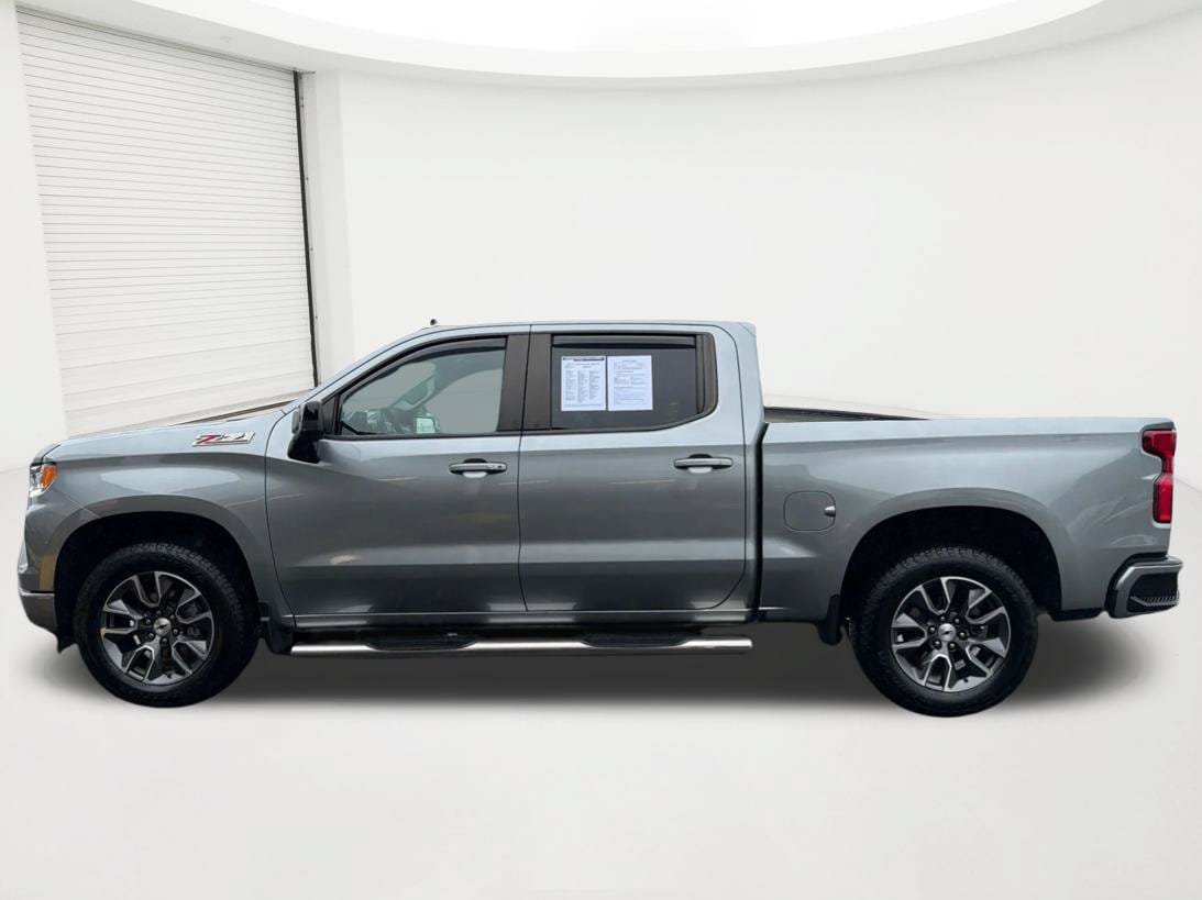 Used 2023 Chevrolet Silverado 1500 RST AWD/4WD image 8