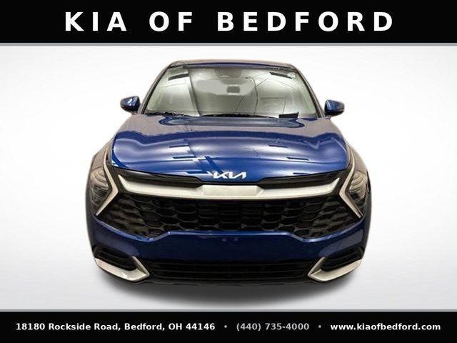 Certified 2025 Kia Sportage EX FWD image 3