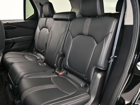 Used 2025 Honda Pilot EX-L image 34