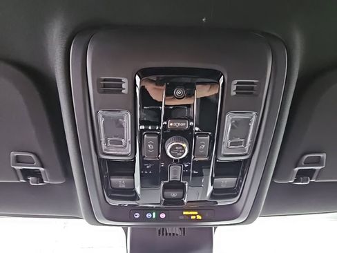 New 2026 GMC Yukon Denali w/ Sun & Power Step Package image 23