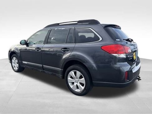 Used 2011 Subaru Outback 2.5i Premium image 6