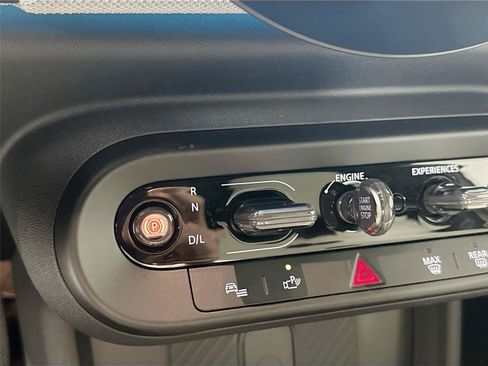 Certified 2025 MINI Cooper S FWD image 17