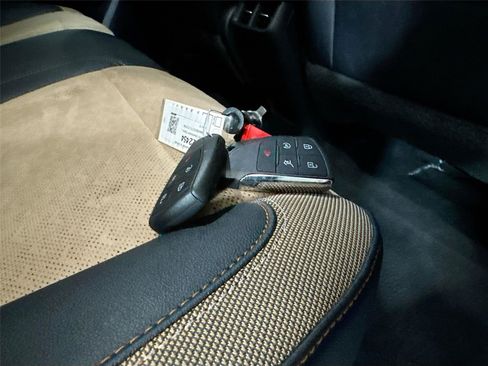 Used 2026 Chevrolet Equinox ACTIV FWD image 24