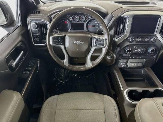 Used 2021 Chevrolet Silverado 1500 LT Trail Boss AWD/4WD image 16