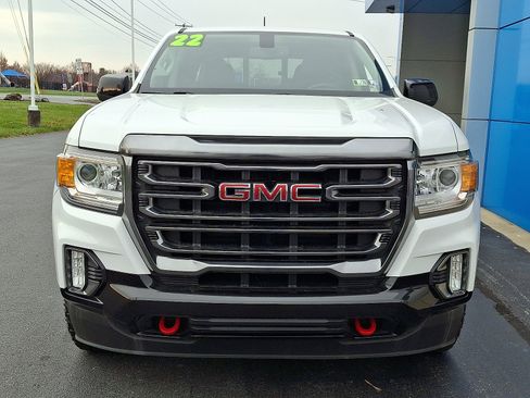 Used 2022 GMC Canyon AT4 image 2
