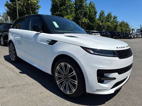 New 2026 Land Rover Range Rover Sport Dynamic SE AWD/4WD image 8