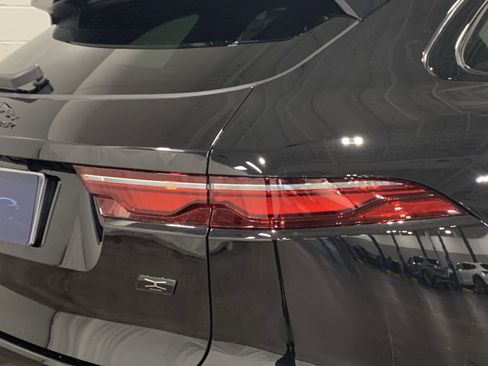 New 2026 Jaguar F-PACE R-Dynamic S image 18