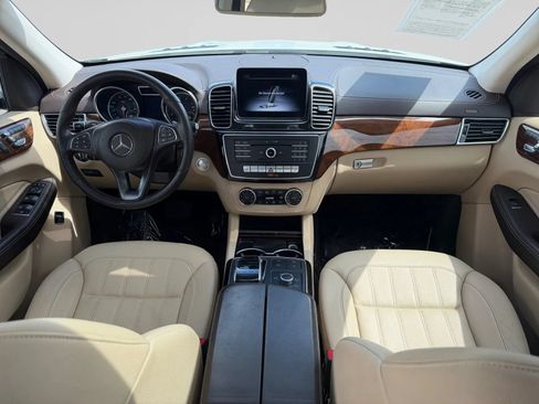 Used 2019 Mercedes-Benz GLS 450 4MATIC image 18