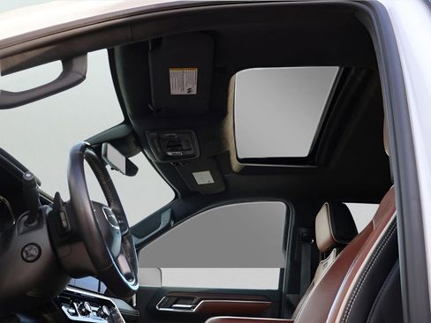 Used 2024 GMC Sierra 1500 Denali Ultimate image 40