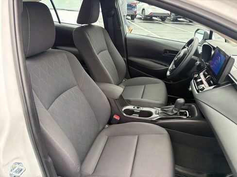 Used 2026 Toyota Corolla LE FWD image 10