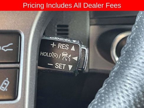 Used 2021 Toyota Tacoma TRD Off-Road AWD/4WD image 30