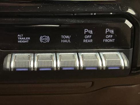 Used 2022 RAM 3500 Laramie AWD/4WD image 37