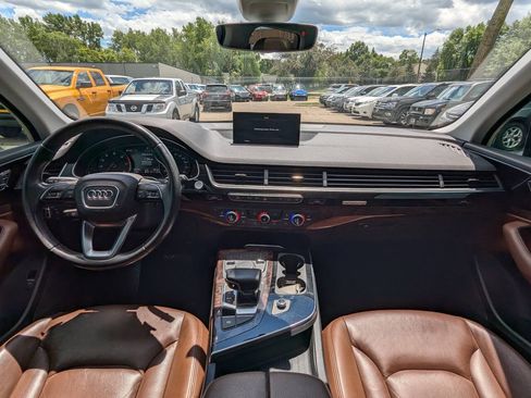 Used 2017 Audi Q7 3.0T Premium AWD/4WD image 2