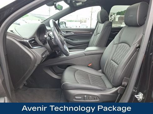 Used 2023 Buick Enclave Avenir w/ Avenir Technology Package AWD/4WD image 2