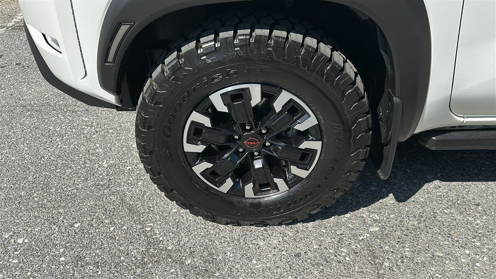 Certified 2023 Nissan Frontier PRO-4X w/ Technology Package AWD/4WD image 9