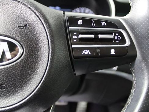 Used 2022 Kia Stinger GT2 image 18