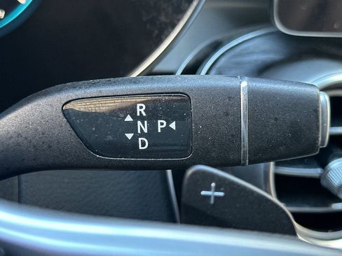 Used 2022 Mercedes-Benz GLC 300 image 18